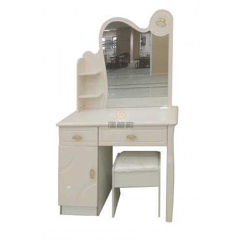 化妆台